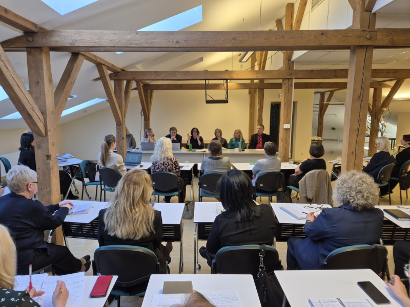 Attēlā redzami Civillietu tiesneši