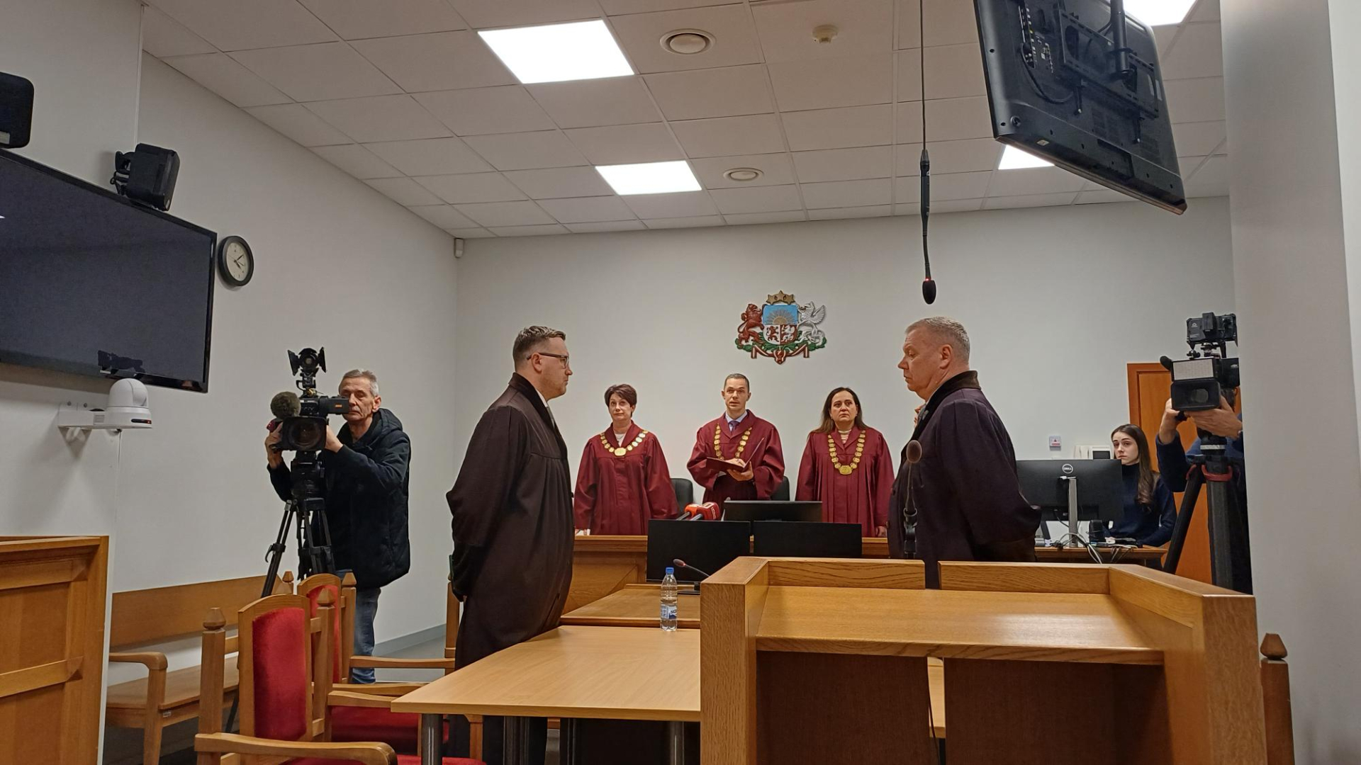 Tiesnesis Zigmunds Dundurs pasludina Rīgas apgabaltiesas Krimināllietu tiesas kolēģijas spriedumu