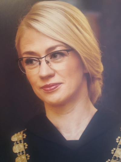 Attēlā redzama Rīgas pilsētas tiesas priekšsēdētāja Anda Kraukle