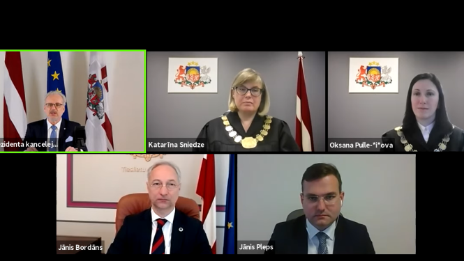 Tiešsaistes ceremonijā tiesneša zvērestu Valsts prezidentam nodevušas divas Ekonomisko lietu tiesas tiesneses