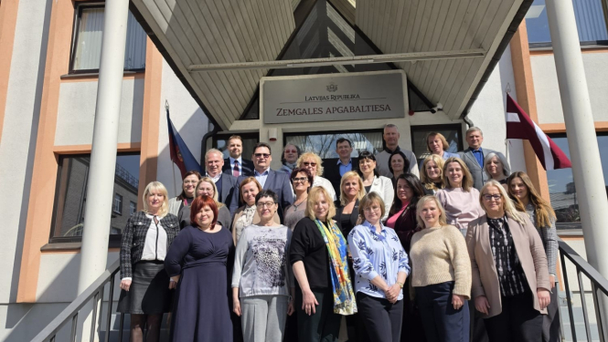 Attēlā redzami pasākuma dalībnieki