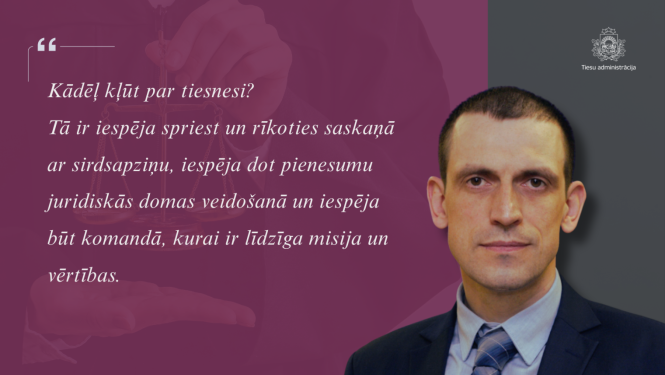 attēlā tiesas priekšsēdētājs