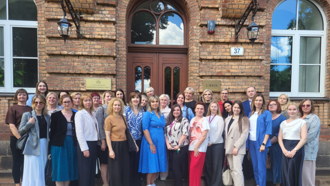 attēls ar delegāciju