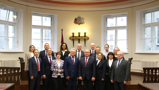 Attēlā redzami pasākuma dalībnieki