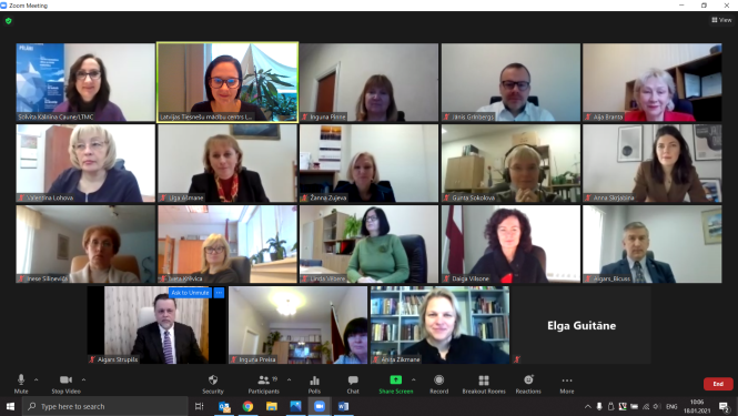Attēlā attēlota Zoom tikšanās dalībnieki