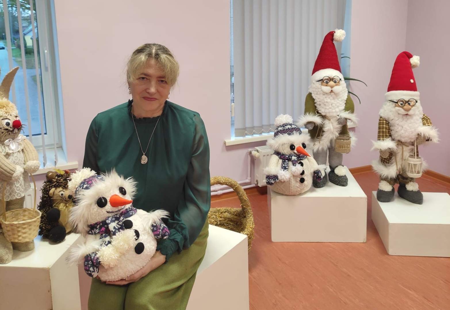 Attēlā redzami rūķi