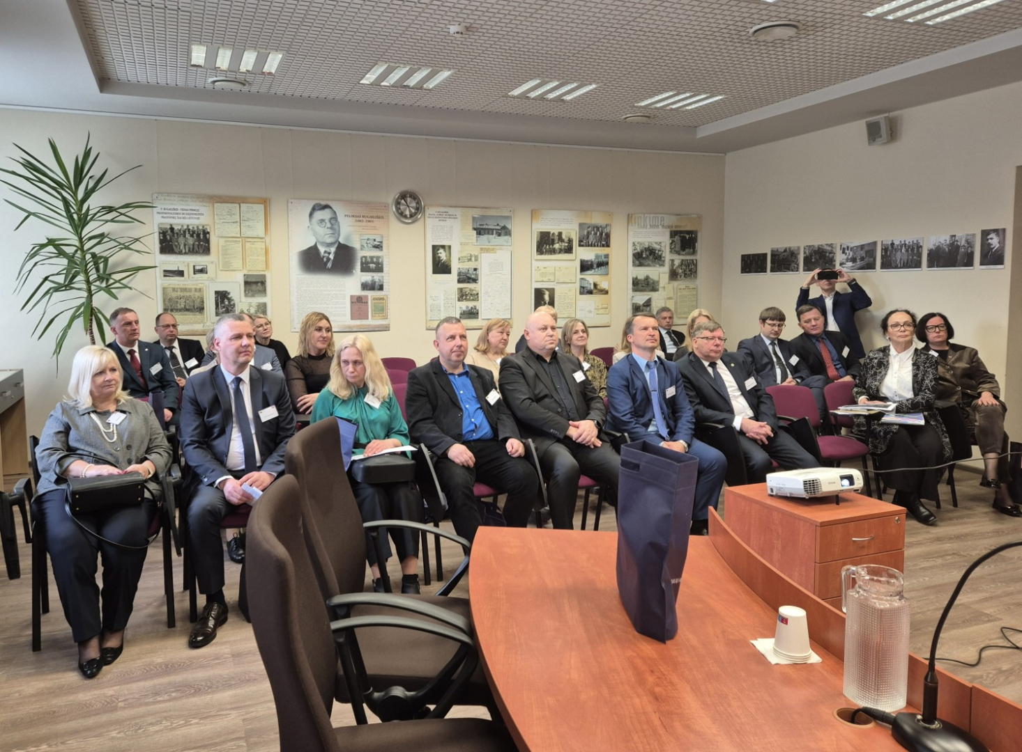 Attēlā redzami pasākuma dalībnieki