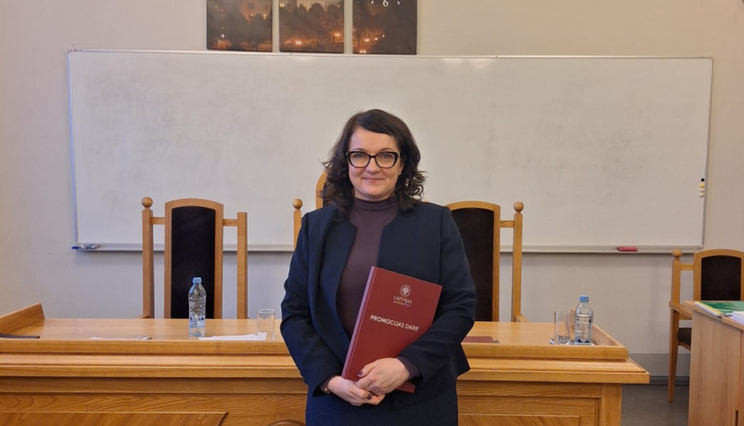 attēlā tiesnese Čudina