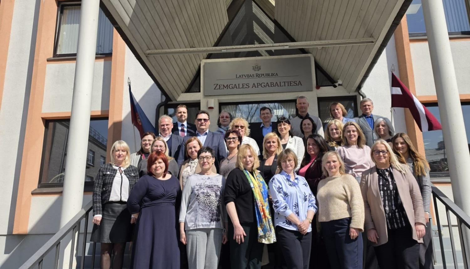 Attēlā redzami pasākuma dalībnieki