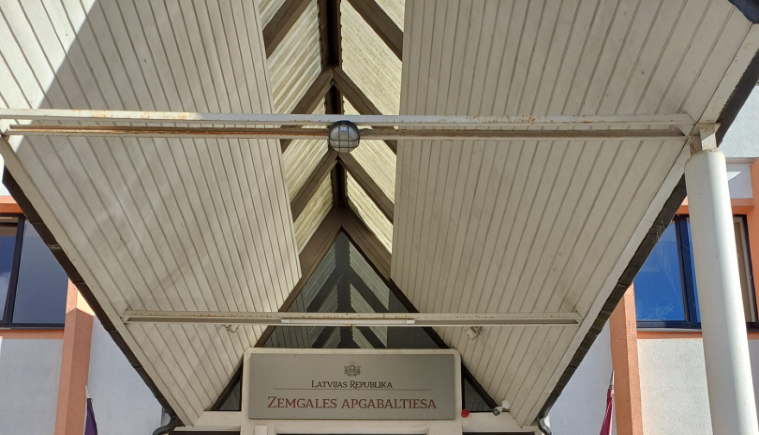 Attēlā redzami visi dalībnieki