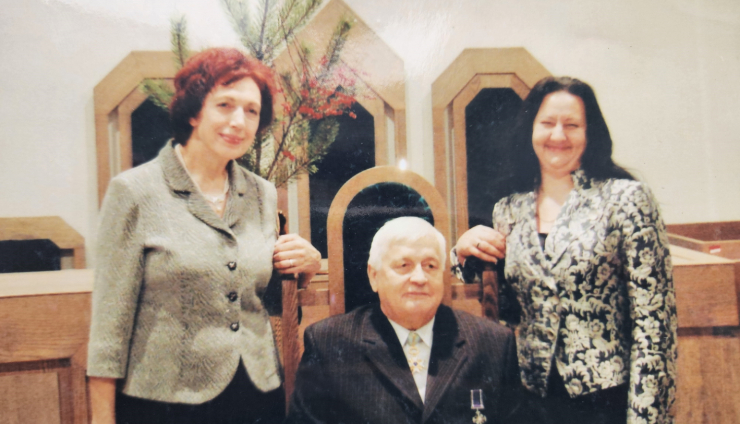 Attēlā redzami tiesneši