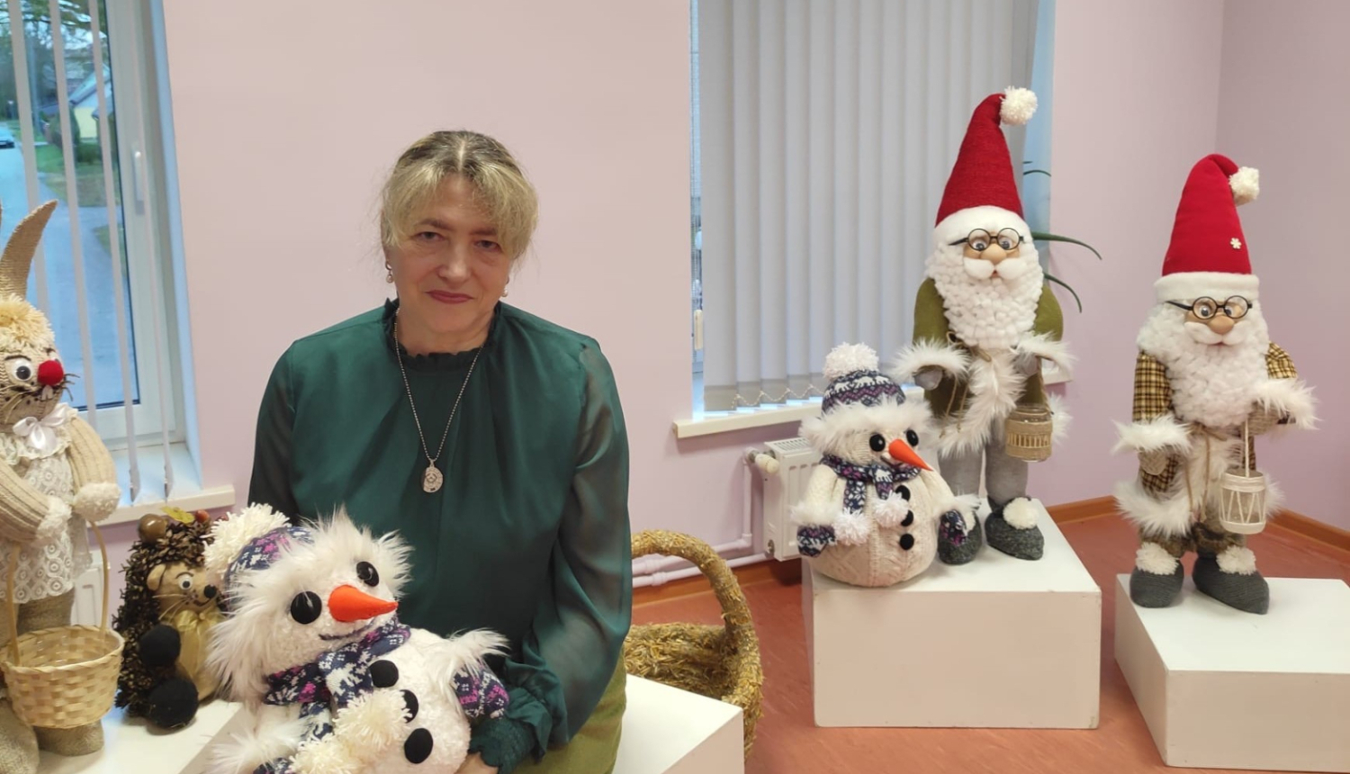 Attēlā redzami rūķi