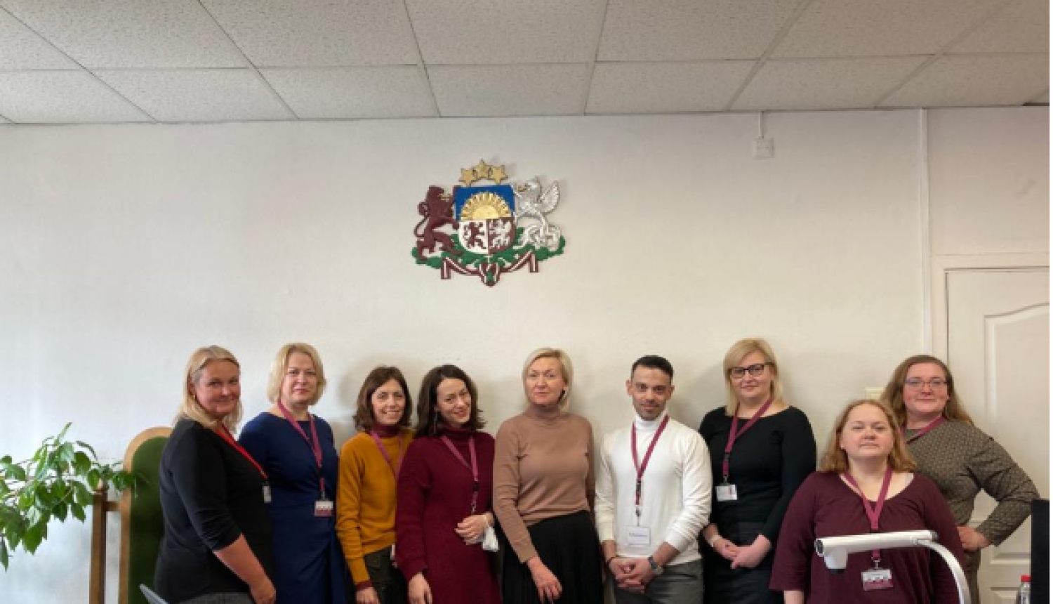 Attēlā redzama delegācija